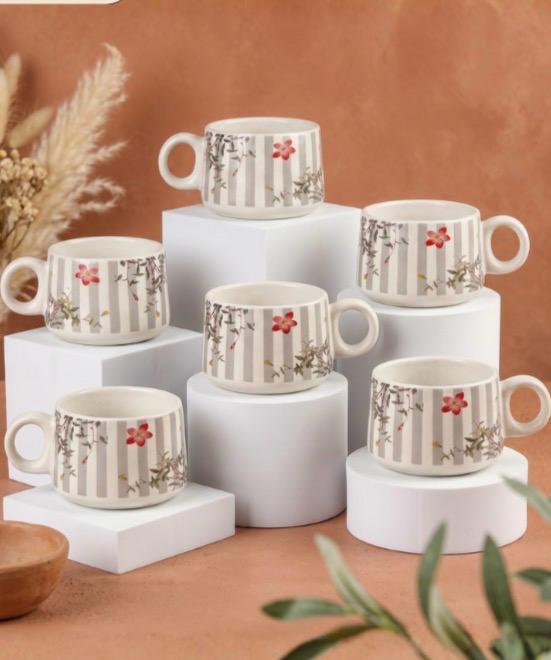 Cups & Saucers