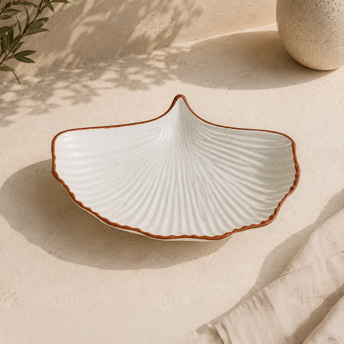 Ivory edge leaf platter