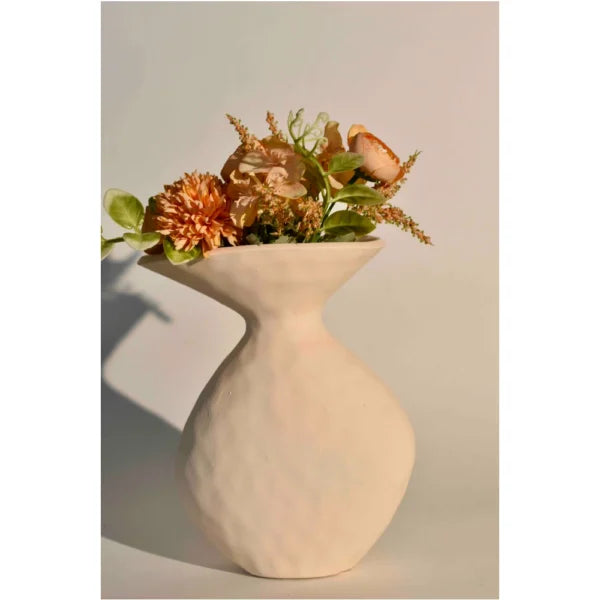 Nexus Vase Ivory